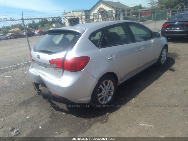 Photo 3 VIN: KNAFU5A2XB5337399 - KIA FORTE 5-DOOR 