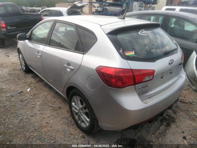 Photo 2 VIN: KNAFU5A2XB5353568 - KIA FORTE 5-DOOR 