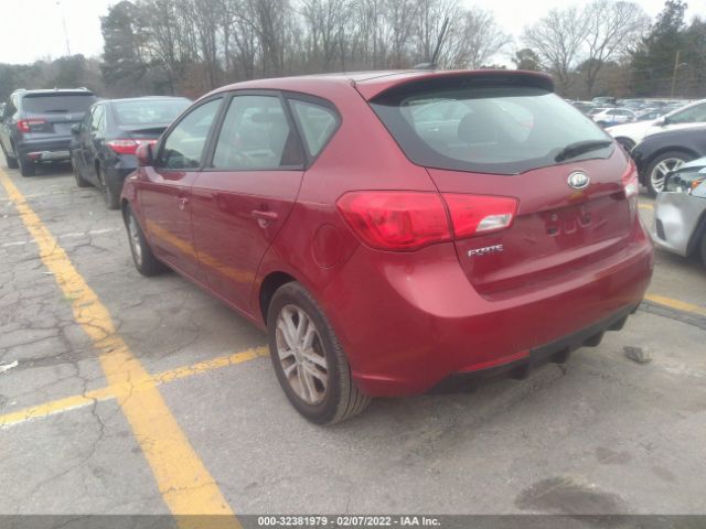 Photo 2 VIN: KNAFU5A2XC5515216 - KIA FORTE 5-DOOR 