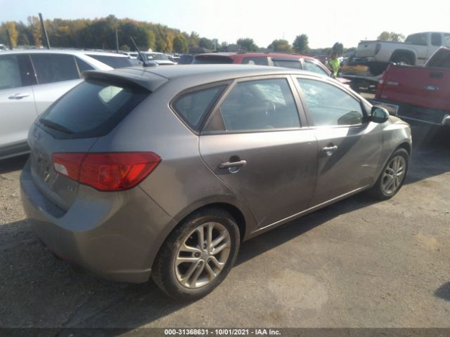 Photo 3 VIN: KNAFU5A2XC5618099 - KIA FORTE 5-DOOR 