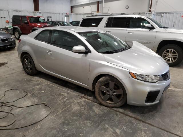 Photo 3 VIN: KNAFU6A20C5547260 - KIA FORTE 