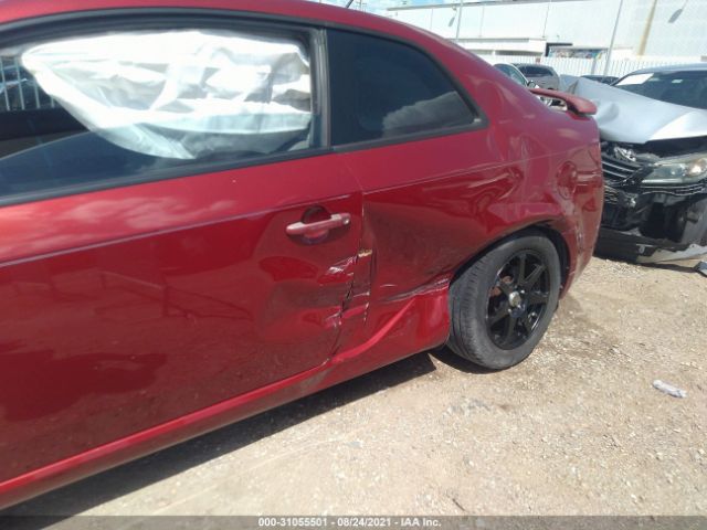 Photo 5 VIN: KNAFU6A21A5117024 - KIA FORTE KOUP 