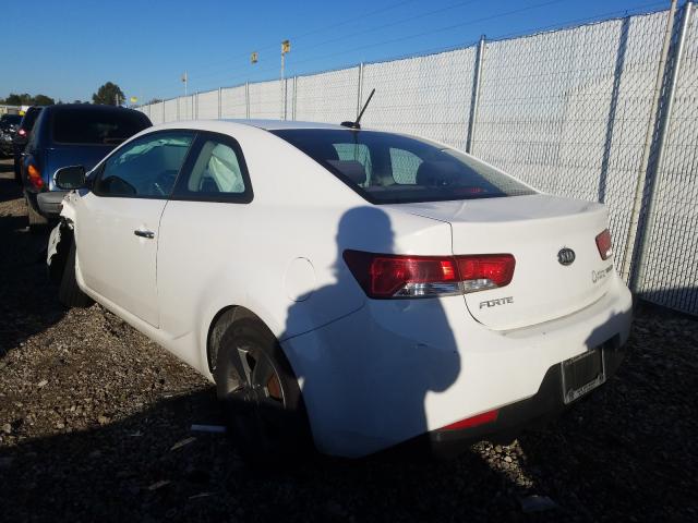 Photo 2 VIN: KNAFU6A22B5427927 - KIA FORTE EX 