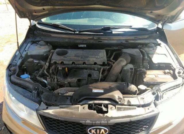 Photo 9 VIN: KNAFU6A22C5508430 - KIA FORTE 