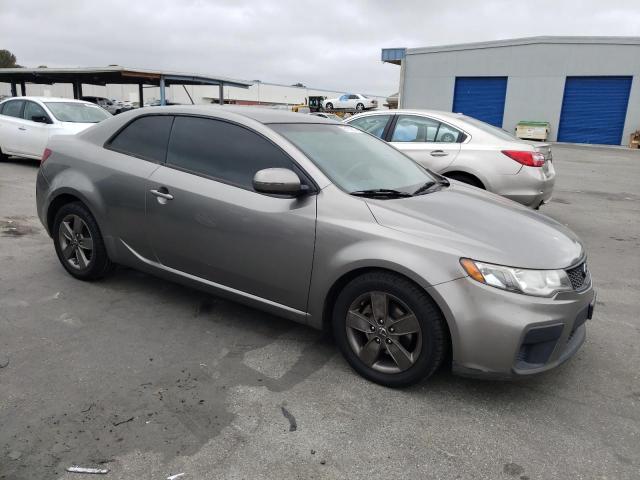 Photo 3 VIN: KNAFU6A22C5596217 - KIA FORTE 