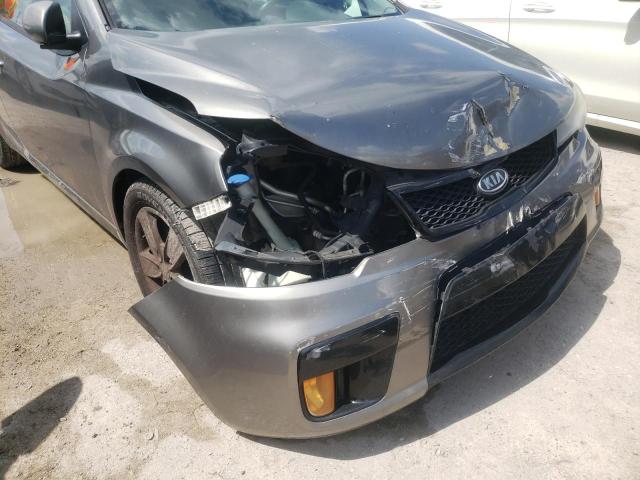 Photo 8 VIN: KNAFU6A23C5513717 - KIA FORTE EX 