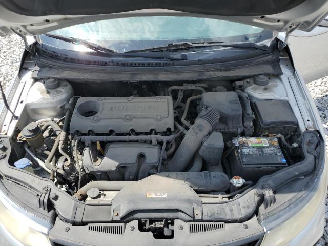 Photo 10 VIN: KNAFU6A23D5715023 - KIA FORTE 