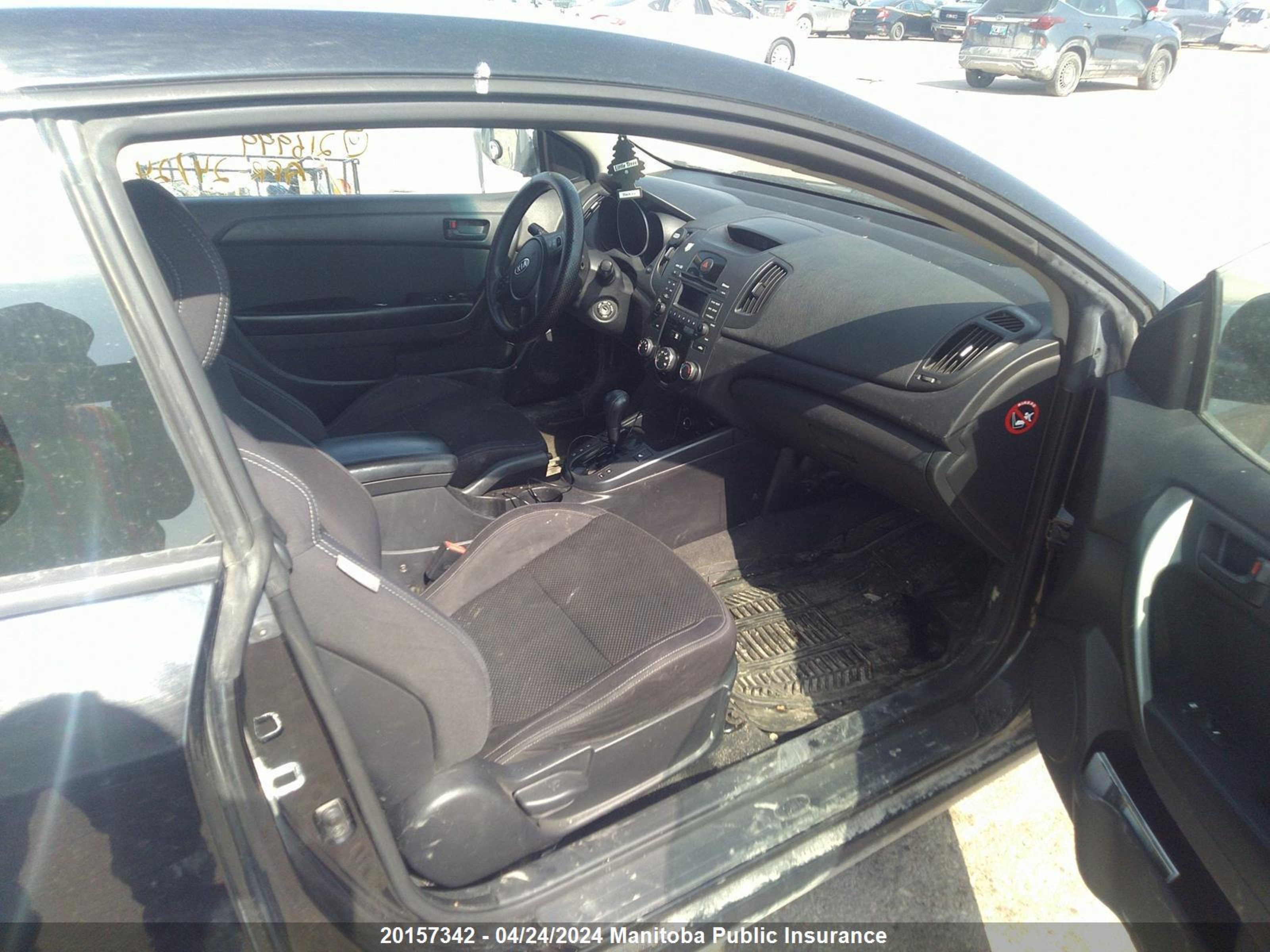 Photo 4 VIN: KNAFU6A24A5216999 - KIA FORTE 