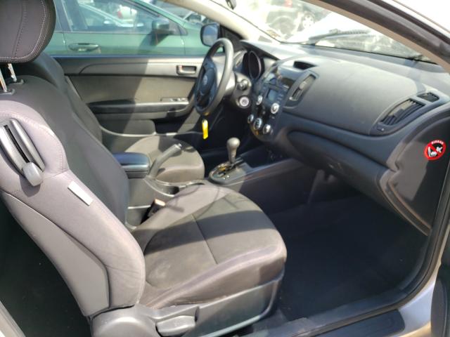 Photo 4 VIN: KNAFU6A25A5164489 - KIA FORTE EX 