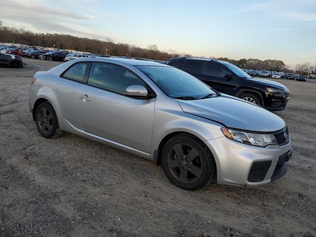 Photo 3 VIN: KNAFU6A25B5318281 - KIA FORTE EX 