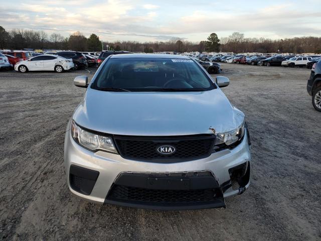 Photo 4 VIN: KNAFU6A25B5318281 - KIA FORTE EX 