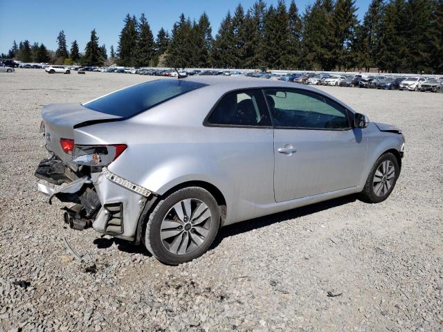 Photo 2 VIN: KNAFU6A25D5707246 - KIA FORTE 