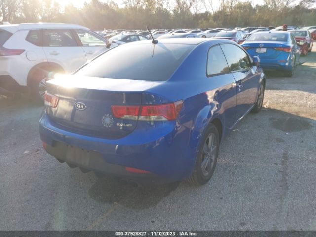 Photo 3 VIN: KNAFU6A26C5598942 - KIA FORTE KOUP 