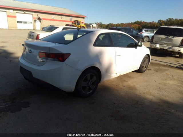 Photo 3 VIN: KNAFU6A26C5635827 - KIA FORTE KOUP 