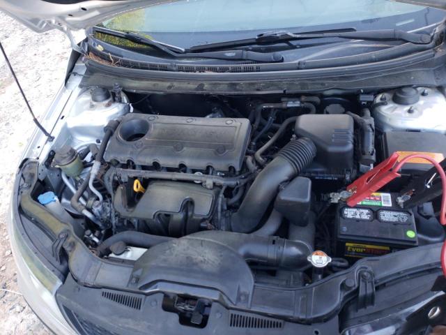 Photo 6 VIN: KNAFU6A26D5681725 - KIA FORTE EX 