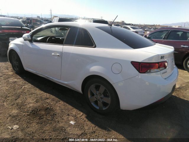 Photo 2 VIN: KNAFU6A27A5152330 - KIA FORTE KOUP 