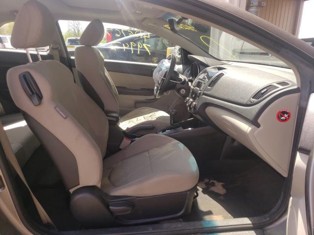 Photo 4 VIN: KNAFU6A27A5253044 - KIA FORTE EX 