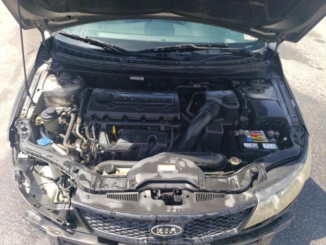 Photo 10 VIN: KNAFU6A27C5471892 - KIA FORTE 