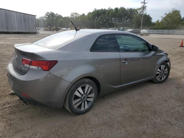 Photo 2 VIN: KNAFU6A27D5674458 - KIA FORTE 