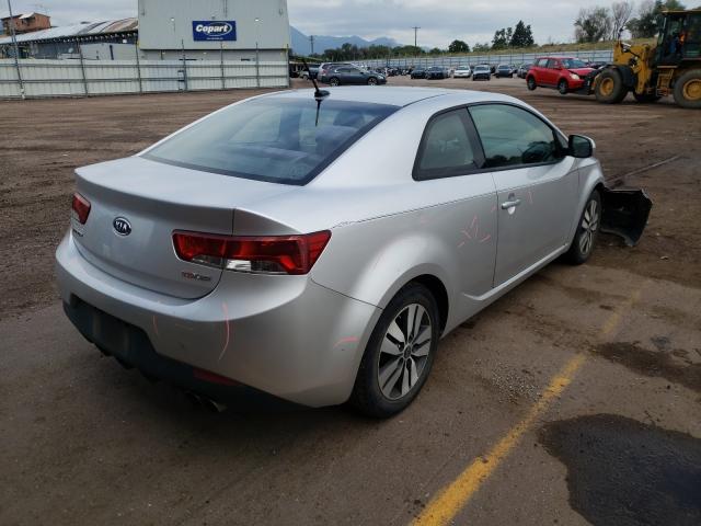 Photo 3 VIN: KNAFU6A27D5709080 - KIA FORTE 