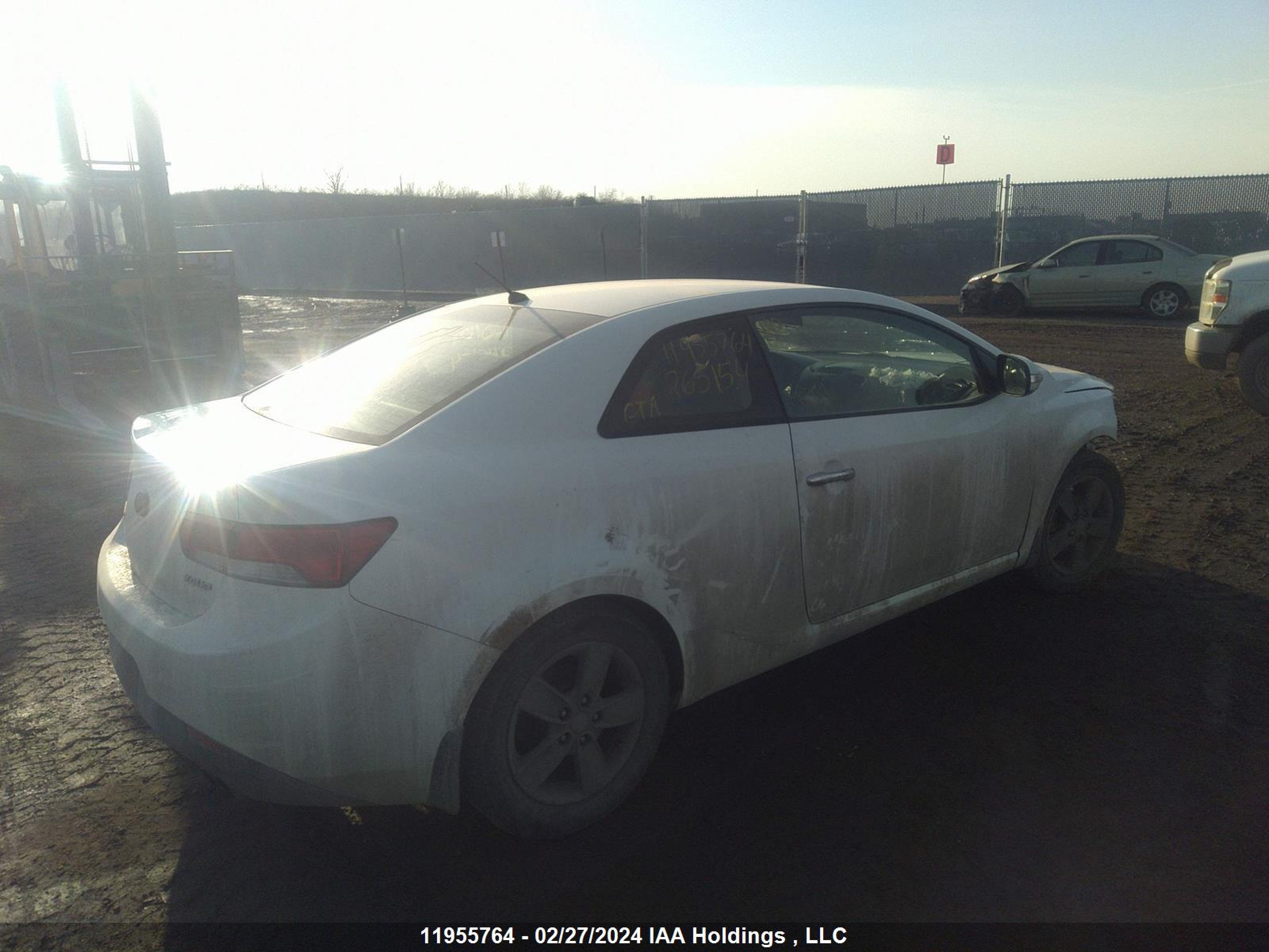 Photo 3 VIN: KNAFU6A28A5265154 - KIA FORTE 