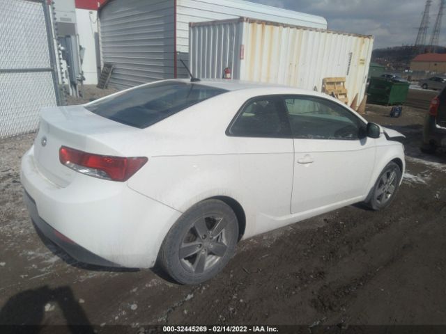 Photo 3 VIN: KNAFU6A28C5488734 - KIA FORTE KOUP 