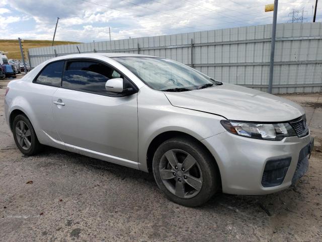 Photo 3 VIN: KNAFU6A28C5597758 - KIA FORTE EX 