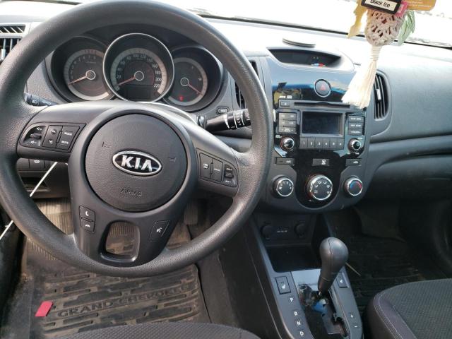 Photo 8 VIN: KNAFU6A29A5217792 - KIA FORTE EX 