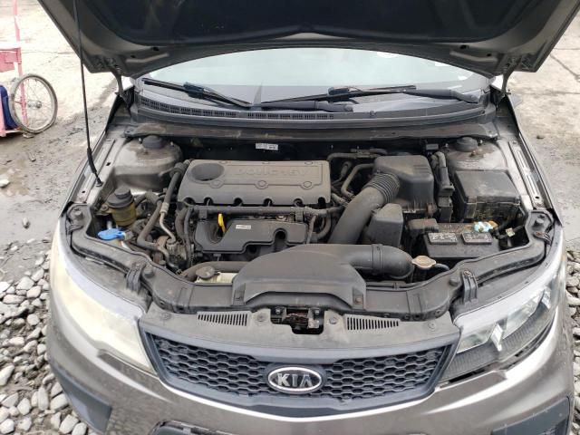 Photo 10 VIN: KNAFU6A29A5273389 - KIA FORTE EX 