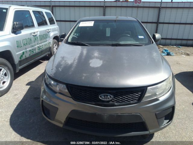 Photo 5 VIN: KNAFU6A29D5654048 - KIA FORTE KOUP 