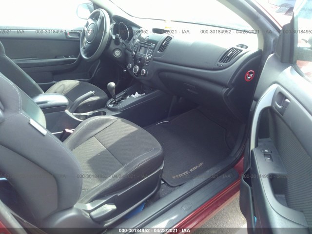 Photo 4 VIN: KNAFU6A2XA5162043 - KIA FORTE KOUP 