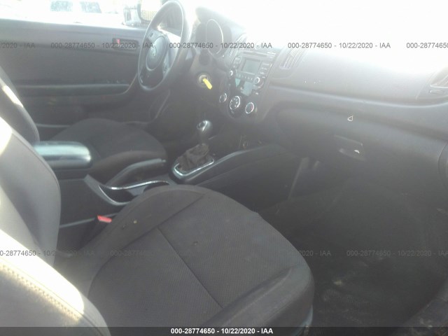 Photo 4 VIN: KNAFU6A2XC5620148 - KIA FORTE KOUP 