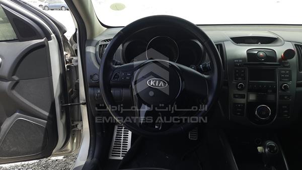 Photo 13 VIN: KNAFW4113D5687312 - KIA CERATO 