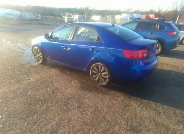 Photo 2 VIN: KNAFW4A30A5300695 - KIA FORTE 