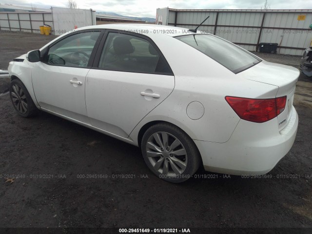 Photo 2 VIN: KNAFW4A31C5623057 - KIA FORTE 