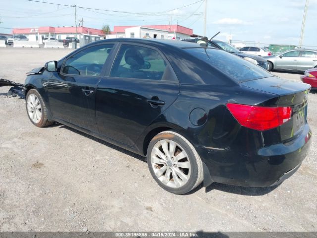 Photo 2 VIN: KNAFW4A31D5670770 - KIA FORTE 