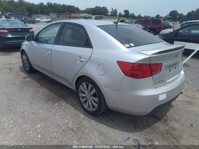 Photo 2 VIN: KNAFW4A31D5682577 - KIA FORTE 