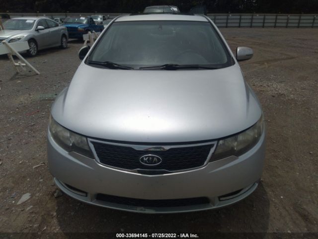 Photo 5 VIN: KNAFW4A31D5682577 - KIA FORTE 