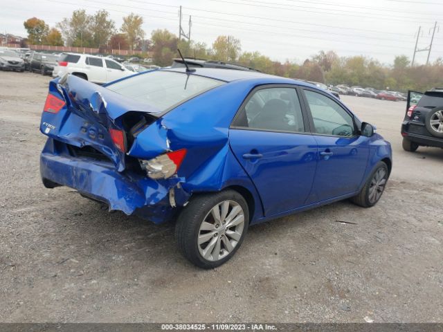 Photo 3 VIN: KNAFW4A32A5132803 - KIA FORTE 