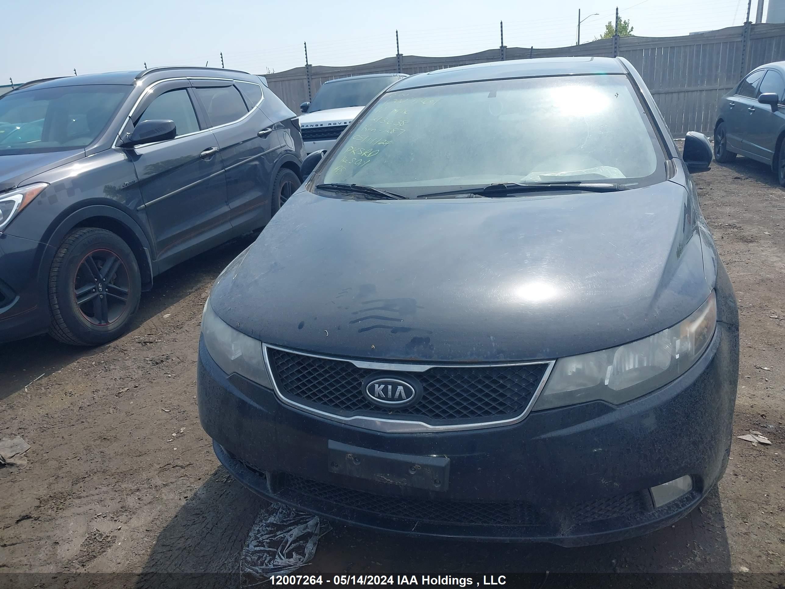 Photo 11 VIN: KNAFW4A32A5213638 - KIA FORTE 