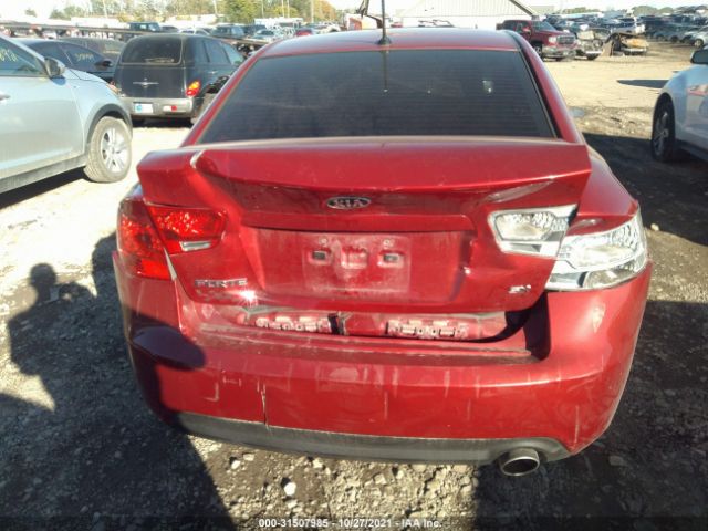 Photo 5 VIN: KNAFW4A33C5483061 - KIA FORTE 