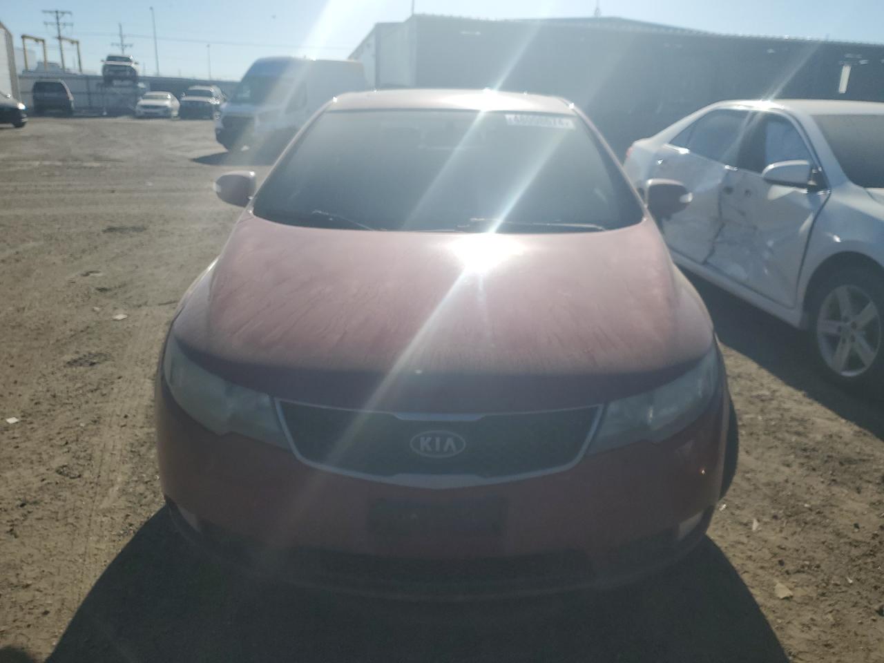 Photo 4 VIN: KNAFW4A34A5249492 - KIA FORTE 