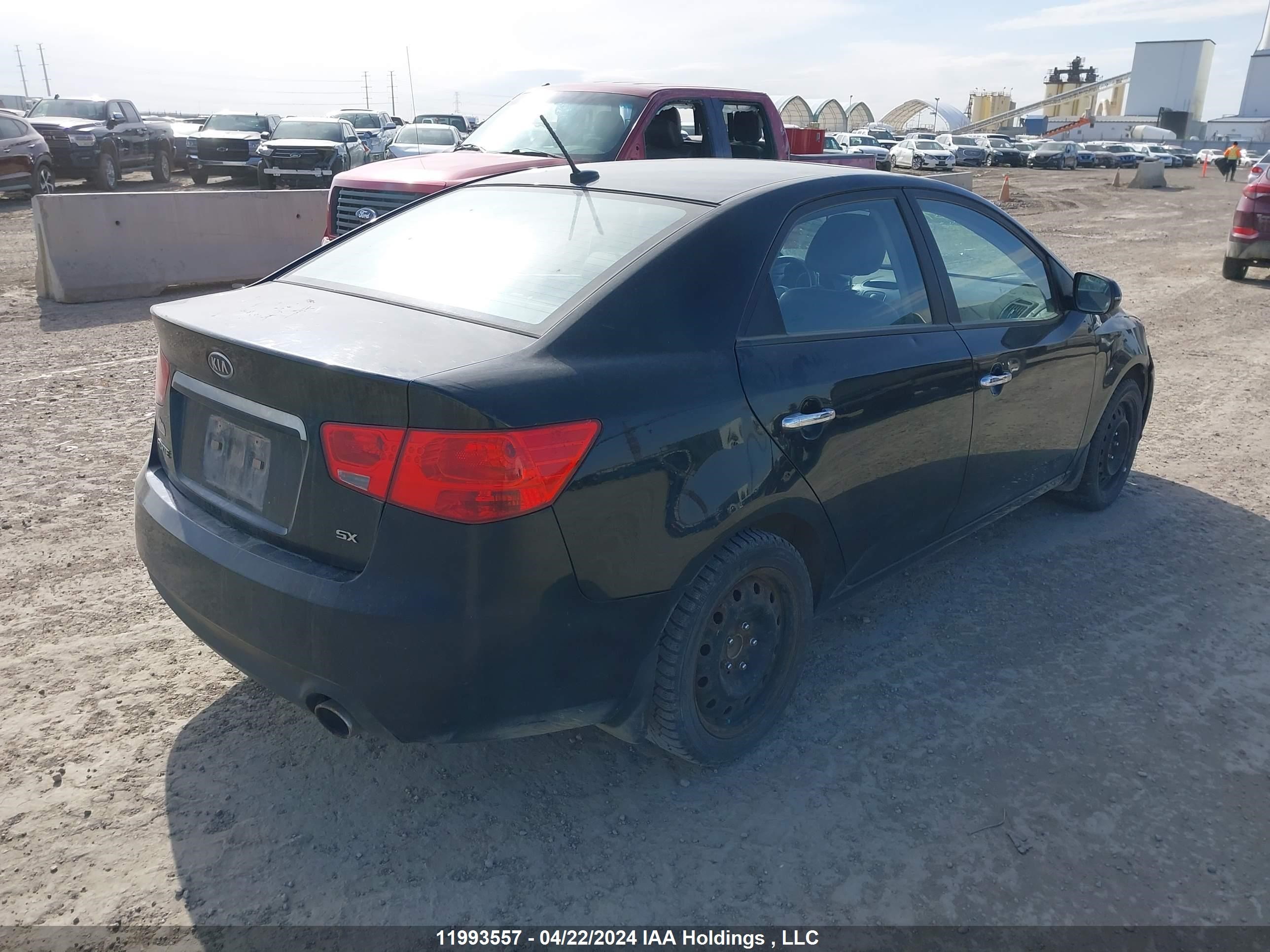 Photo 3 VIN: KNAFW4A35C5504122 - KIA FORTE 