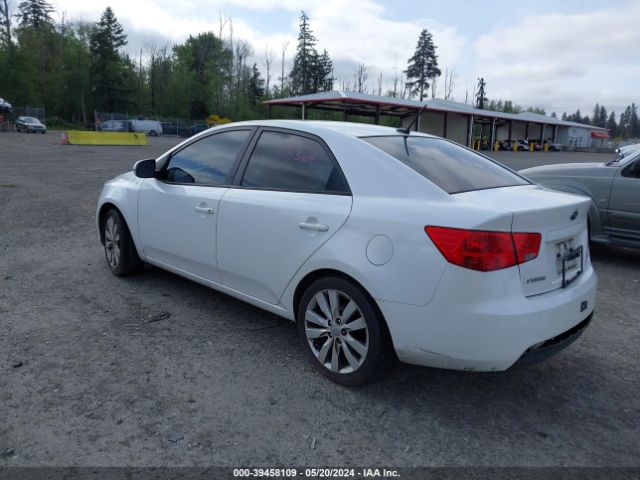 Photo 2 VIN: KNAFW4A35C5603099 - KIA FORTE 