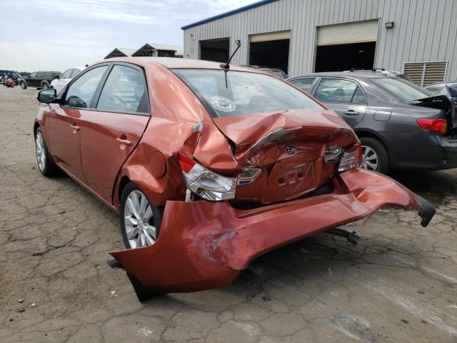 Photo 2 VIN: KNAFW4A36A5053800 - KIA FORTE SX 