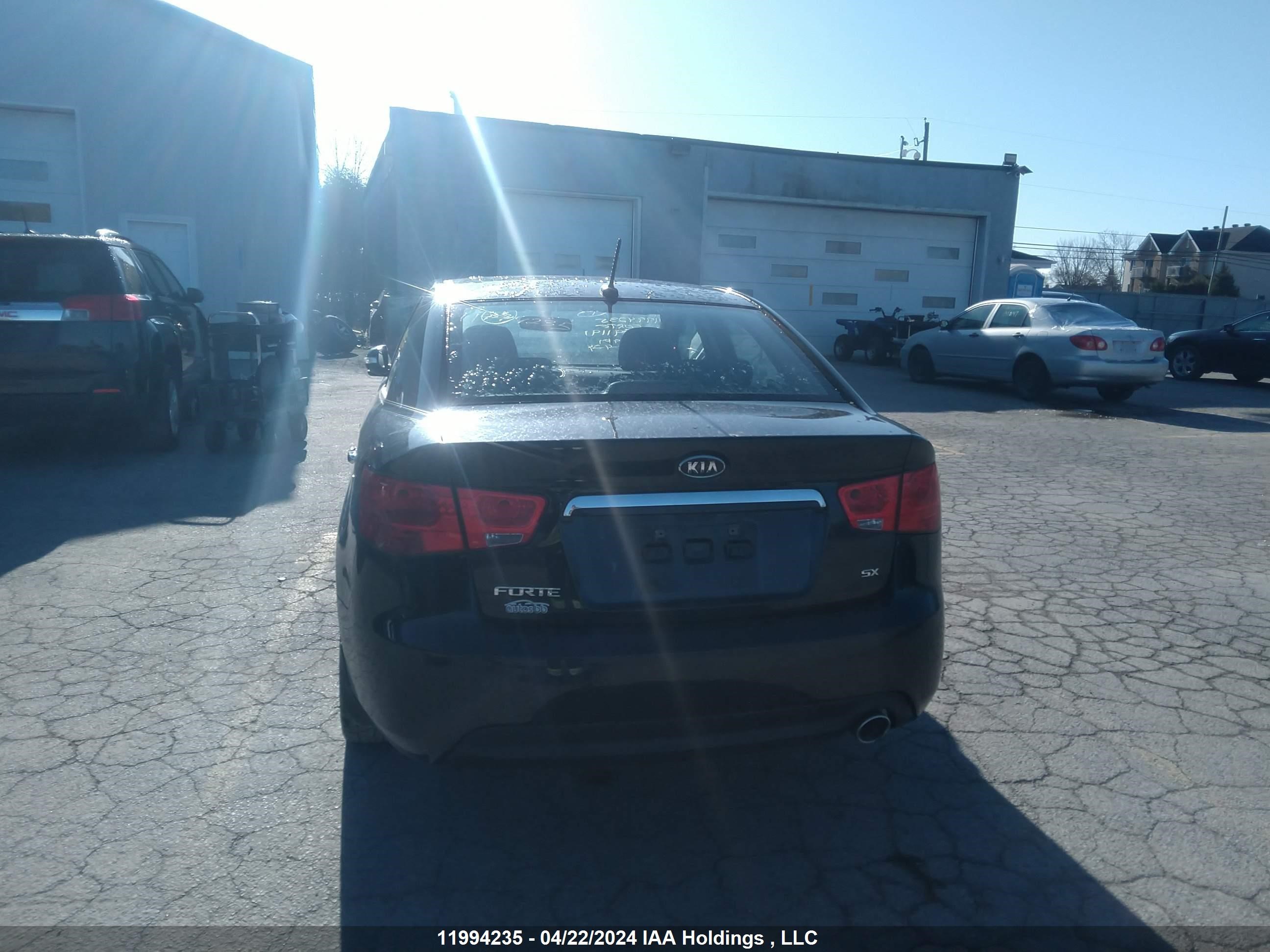 Photo 15 VIN: KNAFW4A36A5191191 - KIA FORTE 