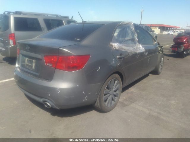 Photo 3 VIN: KNAFW4A37C5642244 - KIA FORTE 