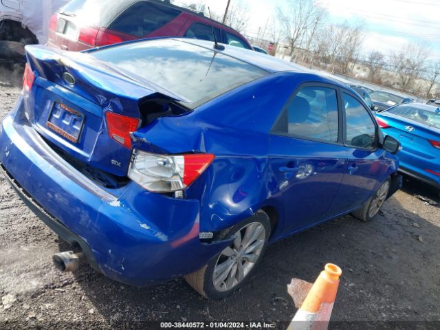 Photo 3 VIN: KNAFW4A38A5066273 - KIA FORTE 