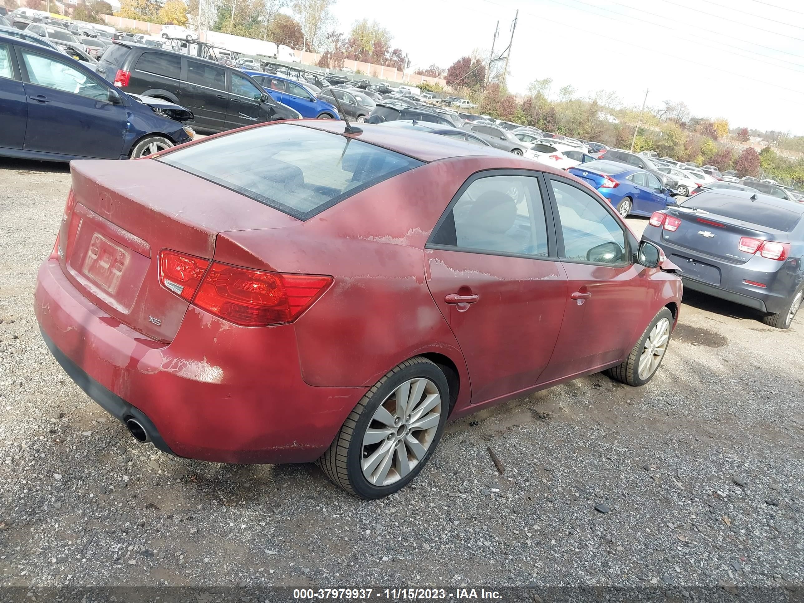 Photo 3 VIN: KNAFW4A39A5228007 - KIA FORTE 