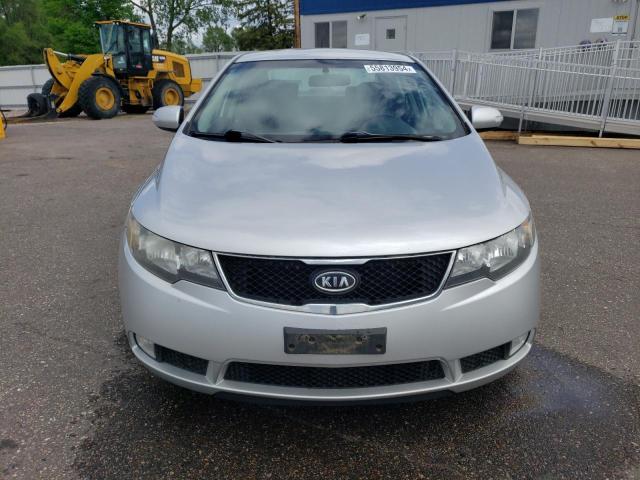 Photo 4 VIN: KNAFW4A3XA5064945 - KIA FORTE 